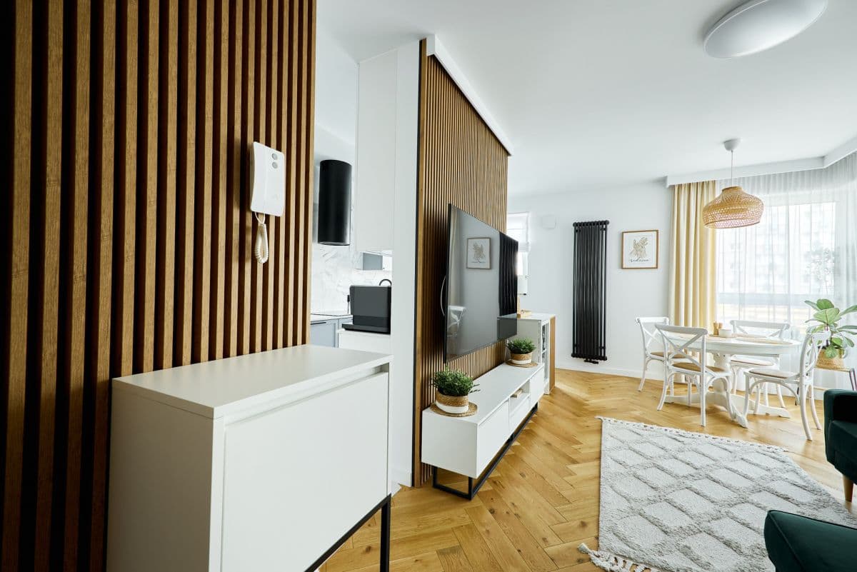Spacious family home with large backyard – 2