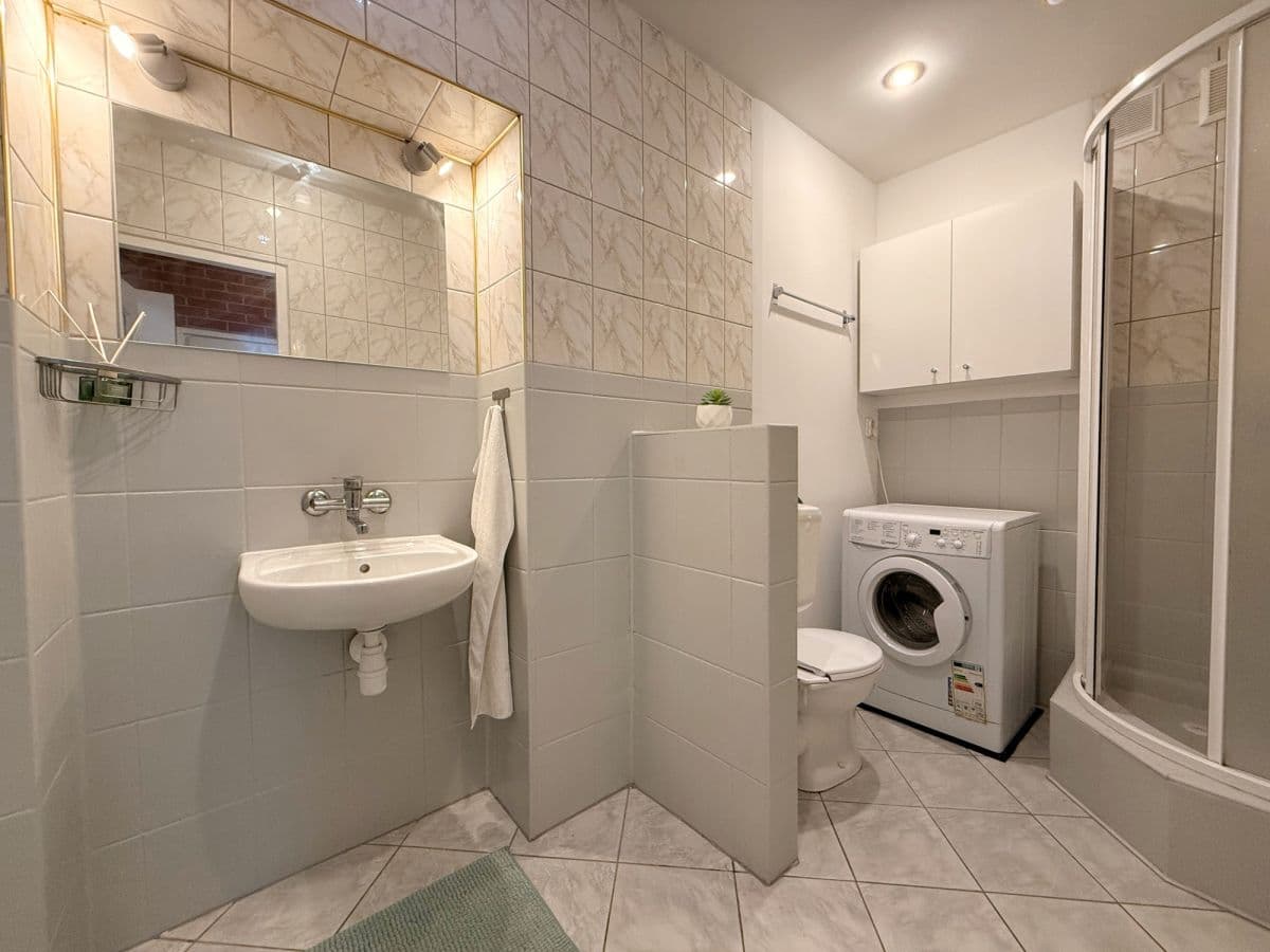 2-room apartment on Karolkowa, Wola - 33m2 – 7