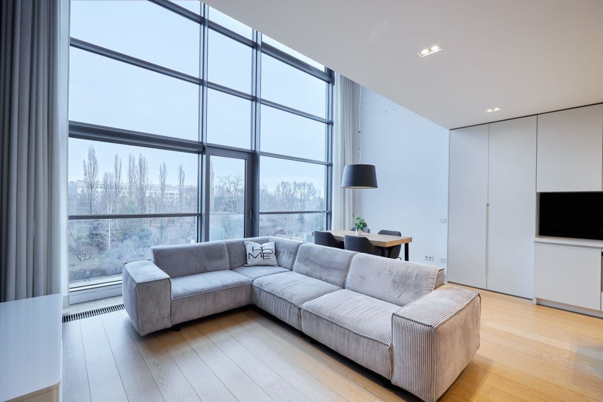 Modern loft apartment in Qbik – 2