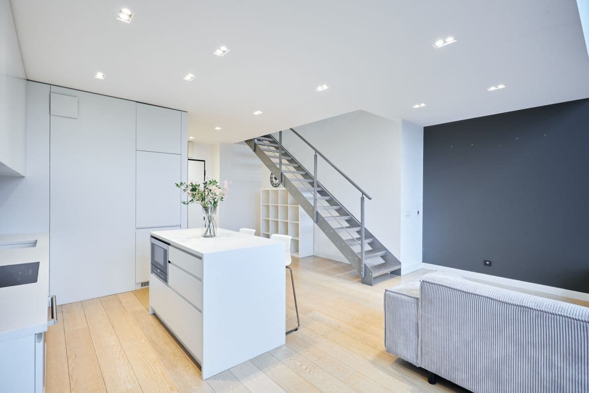 Modern loft apartment in Qbik – 5