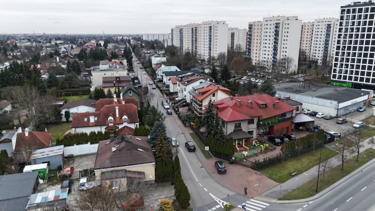 Инвестиционный участок с разрешением на услуги в Бемово – 3