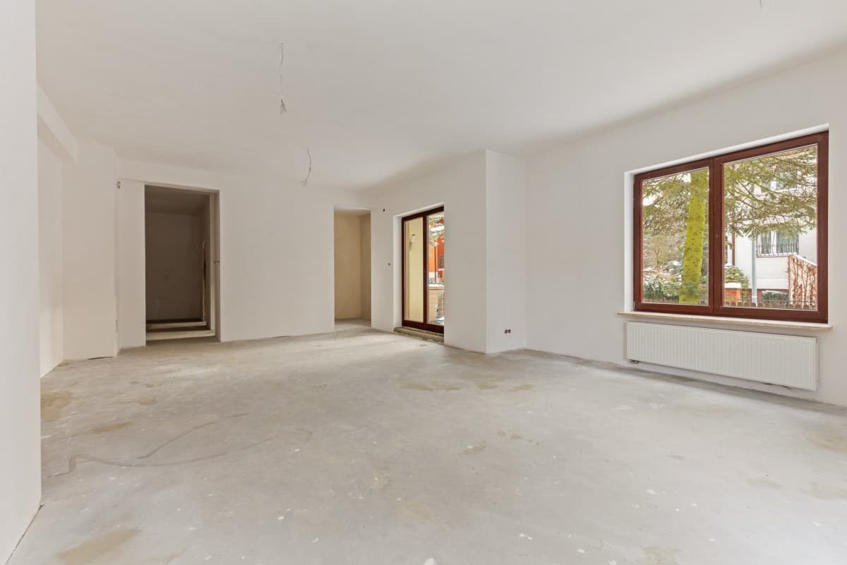 Просторная квартира с большим террасой в Старой Милосной – 2