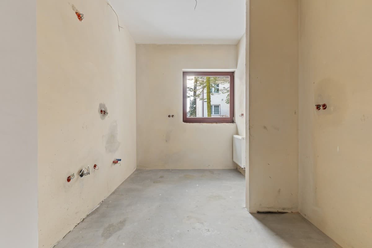 Просторная квартира с большим террасой в Старой Милосной – 4