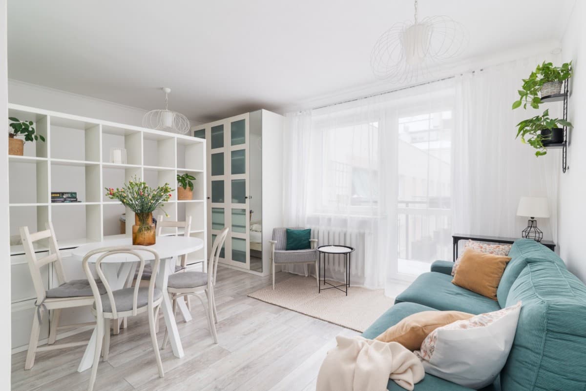 Просторная 3-комнатная квартира с балконом в Урсусе – 2