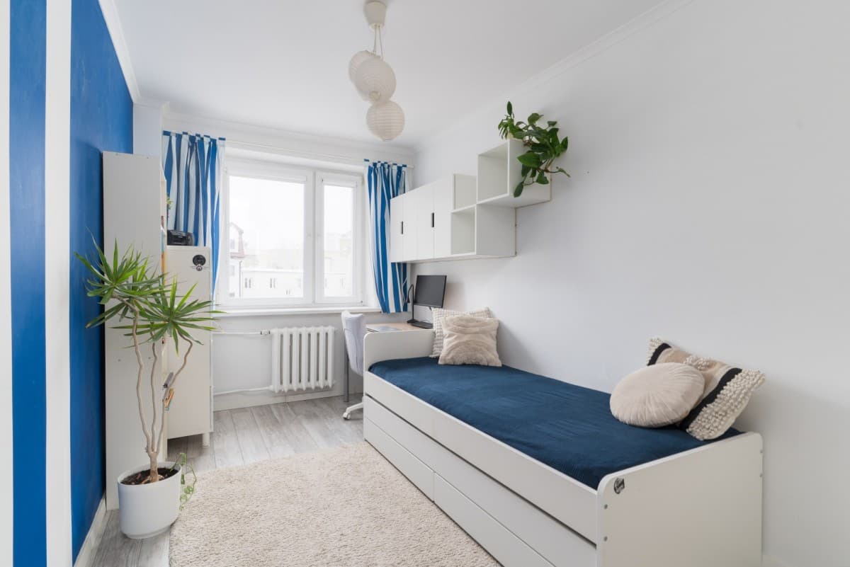 Просторная 3-комнатная квартира с балконом в Урсусе – 9