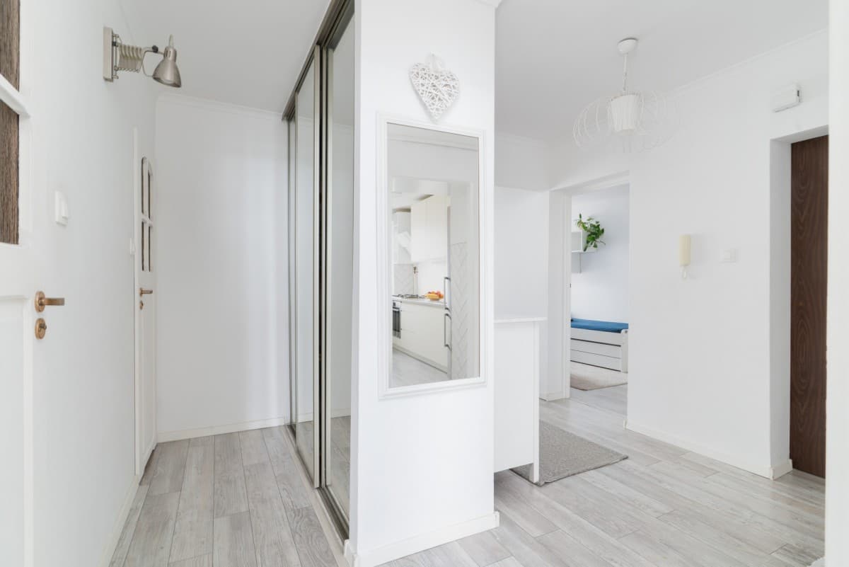 Просторная 3-комнатная квартира с балконом в Урсусе – 14