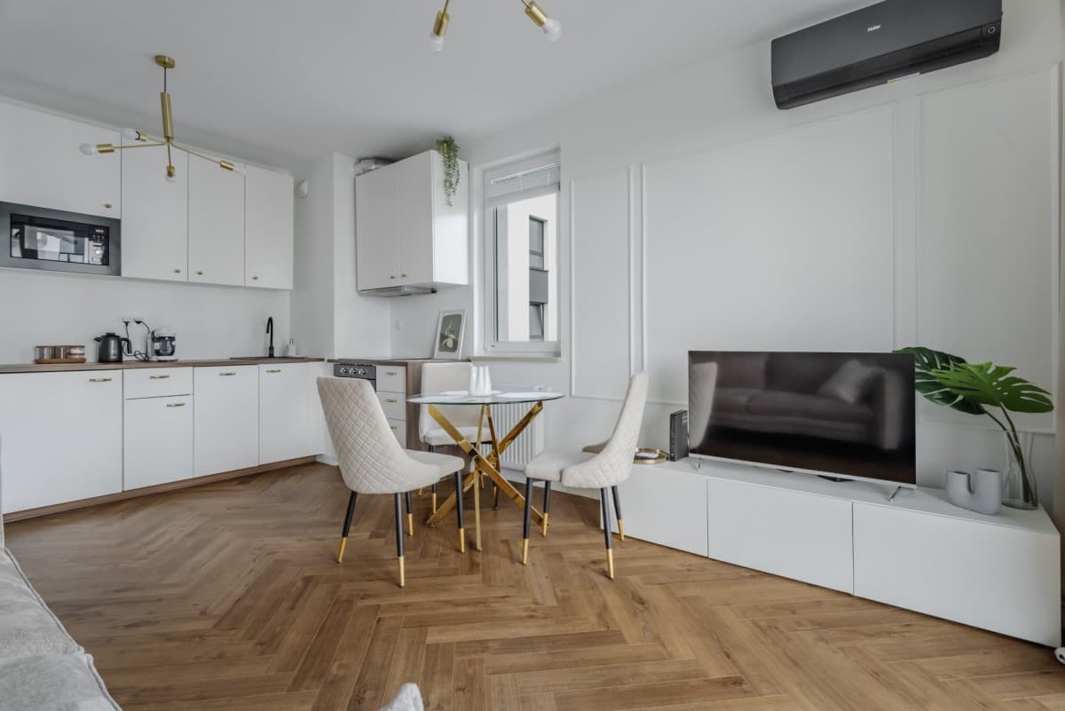 Современная 2-комнатная квартира в Варшаве, Саломея – 13