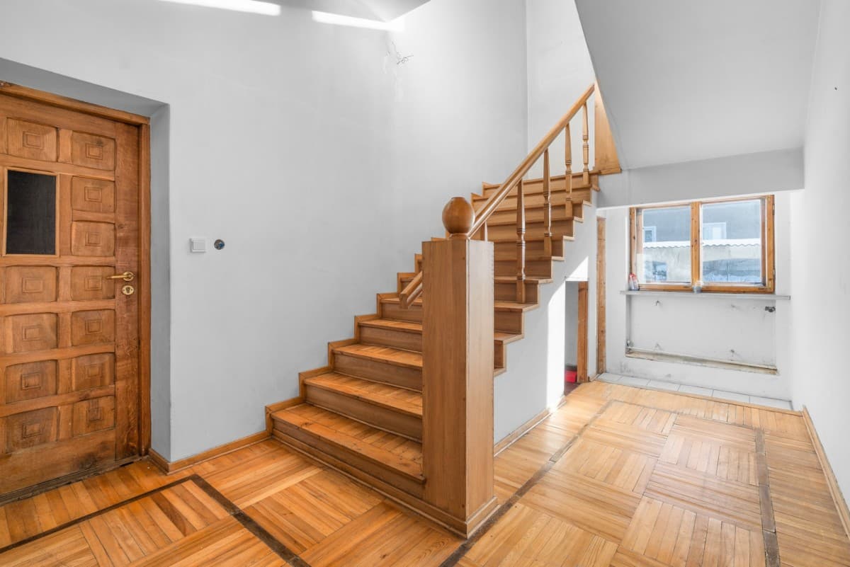 Дом с хозяйственным зданием в Бемово, Варшава – 8