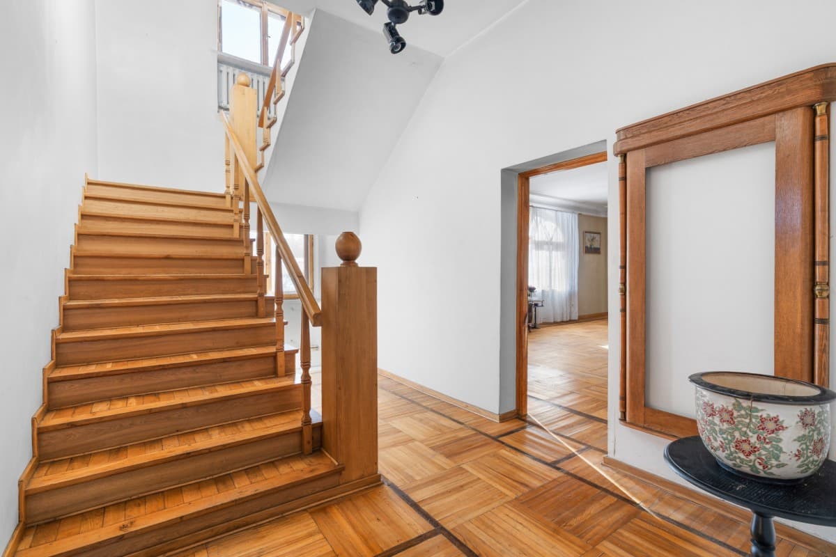 Дом с хозяйственным зданием в Бемово, Варшава – 9