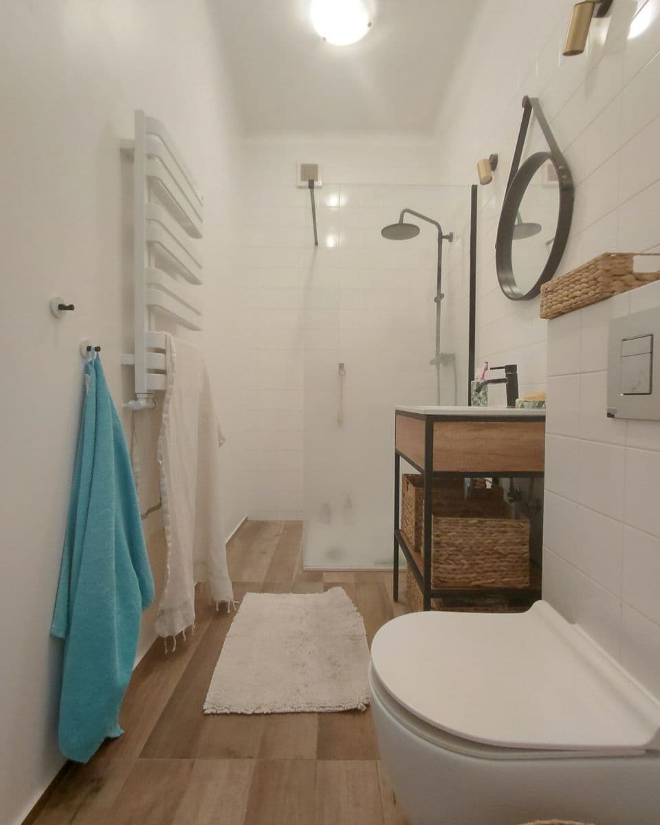 Уютная квартира с балконом рядом с метро – 6