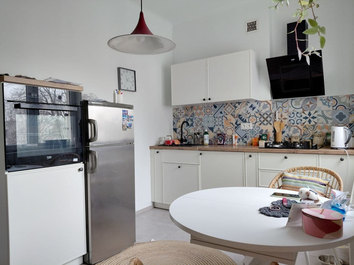 Уютная квартира с балконом рядом с метро – 7