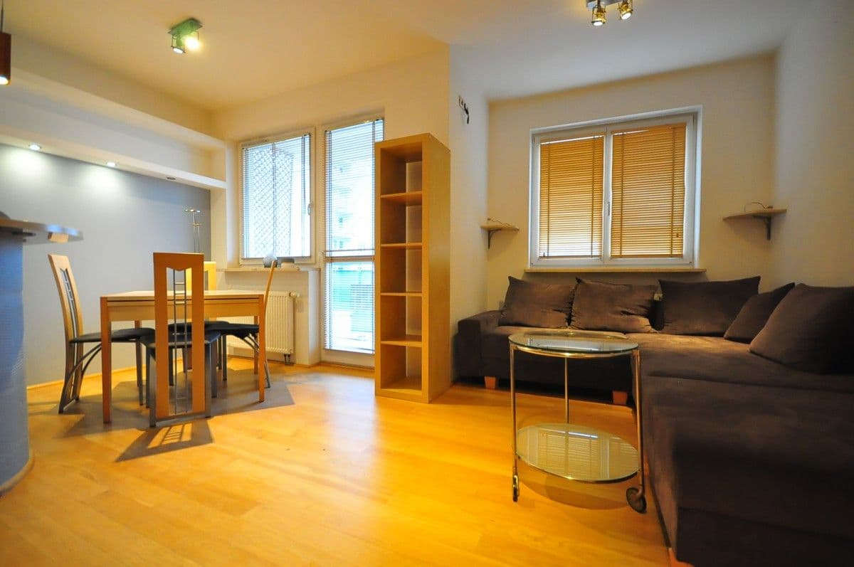 Просторная квартира рядом с метро Натолин с открытым видом – 3