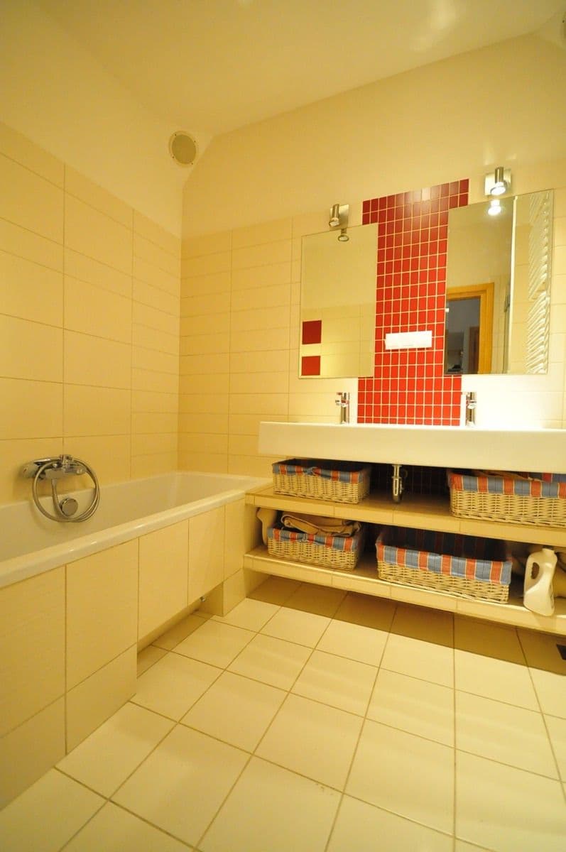 Просторная квартира рядом с метро Натолин с открытым видом – 7