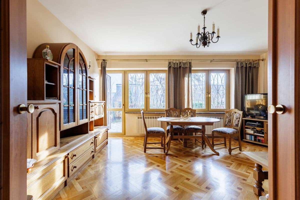 Просторный сегмент, 200м до Сквера Старших Господ – 7