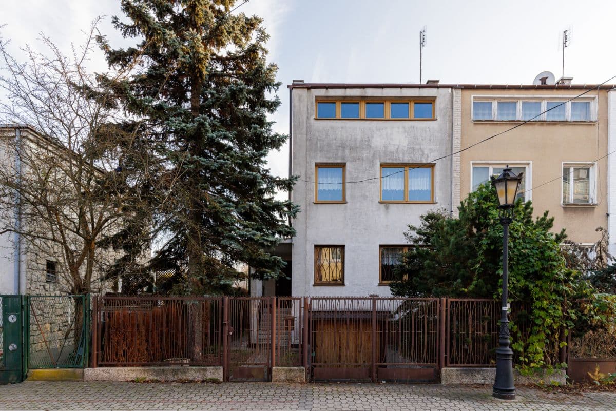 Просторный сегмент, 200м до Сквера Старших Господ – 20