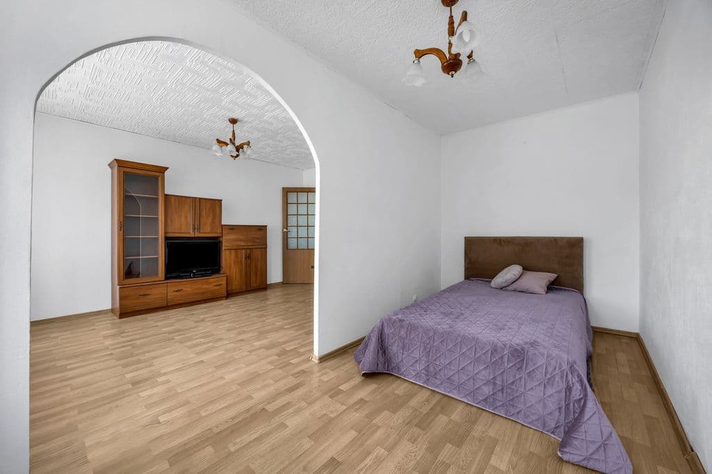 Просторная квартира с доступом к саду в Урсе – 4