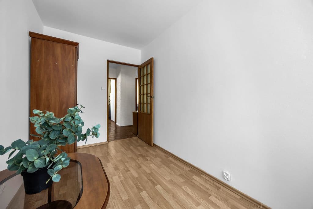 Просторная квартира с доступом к саду в Урсе – 8