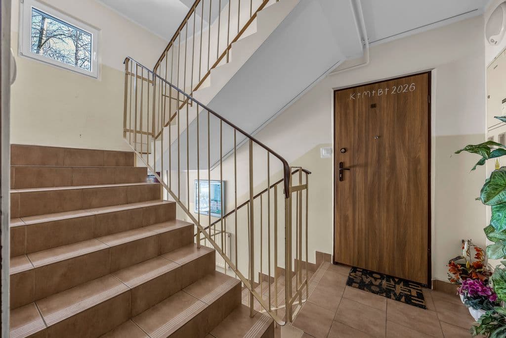 Просторная квартира с доступом к саду в Урсе – 16