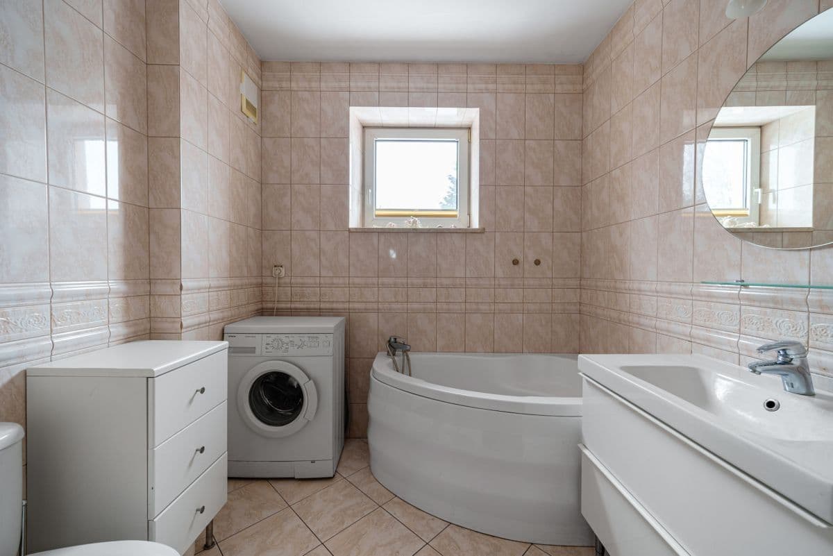 Просторный семейный дом с бизнес-потенциалом в УРСИНОВЕ – 11