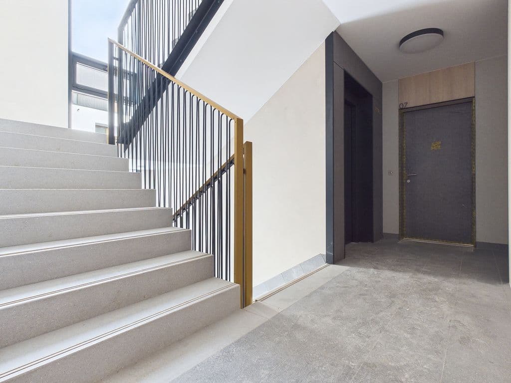 Новая 2-комнатная квартира, умный дом, рядом с метро – 20