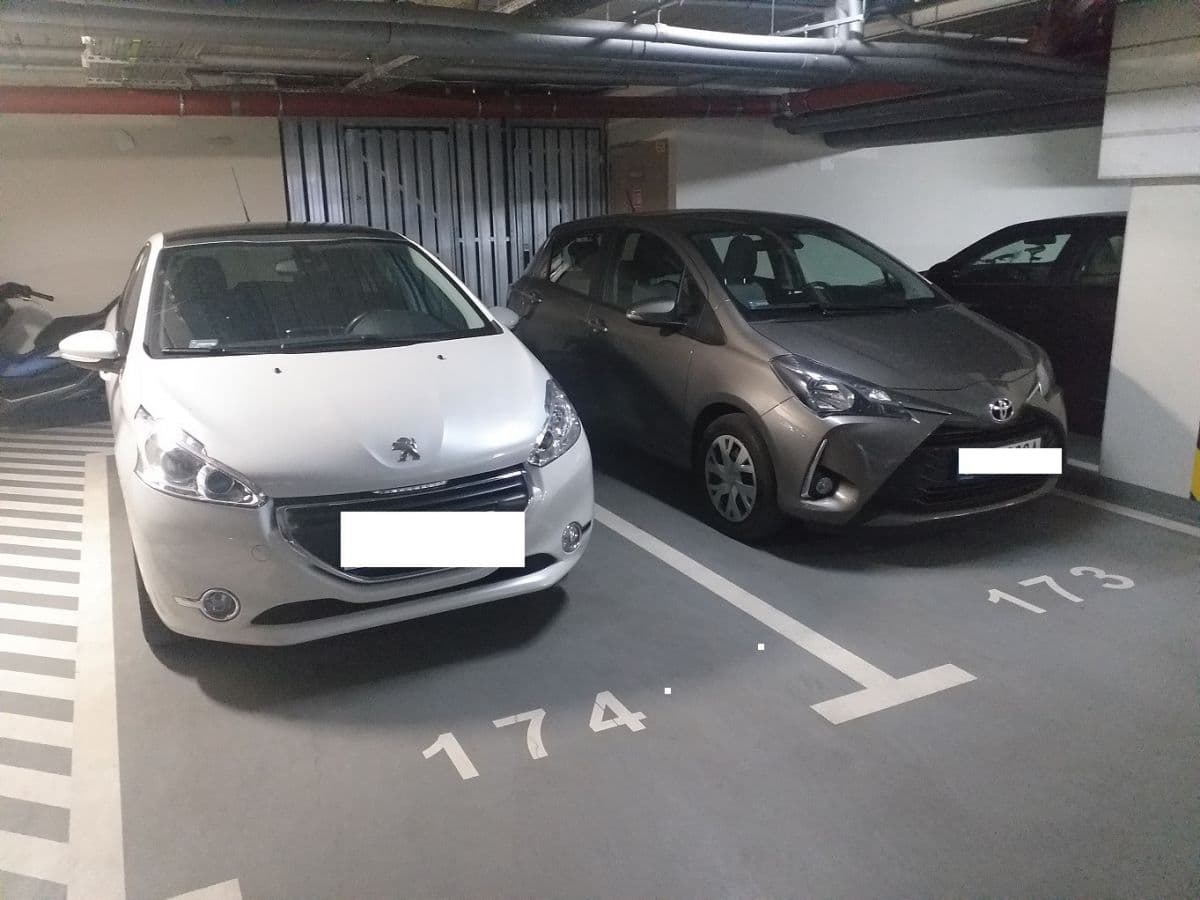 Стильная квартира 55 м² с балконом и парковкой – 13