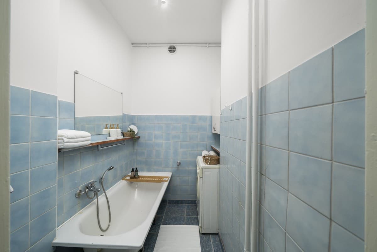 Светлая квартира рядом с Паком Шчастливицким – 8