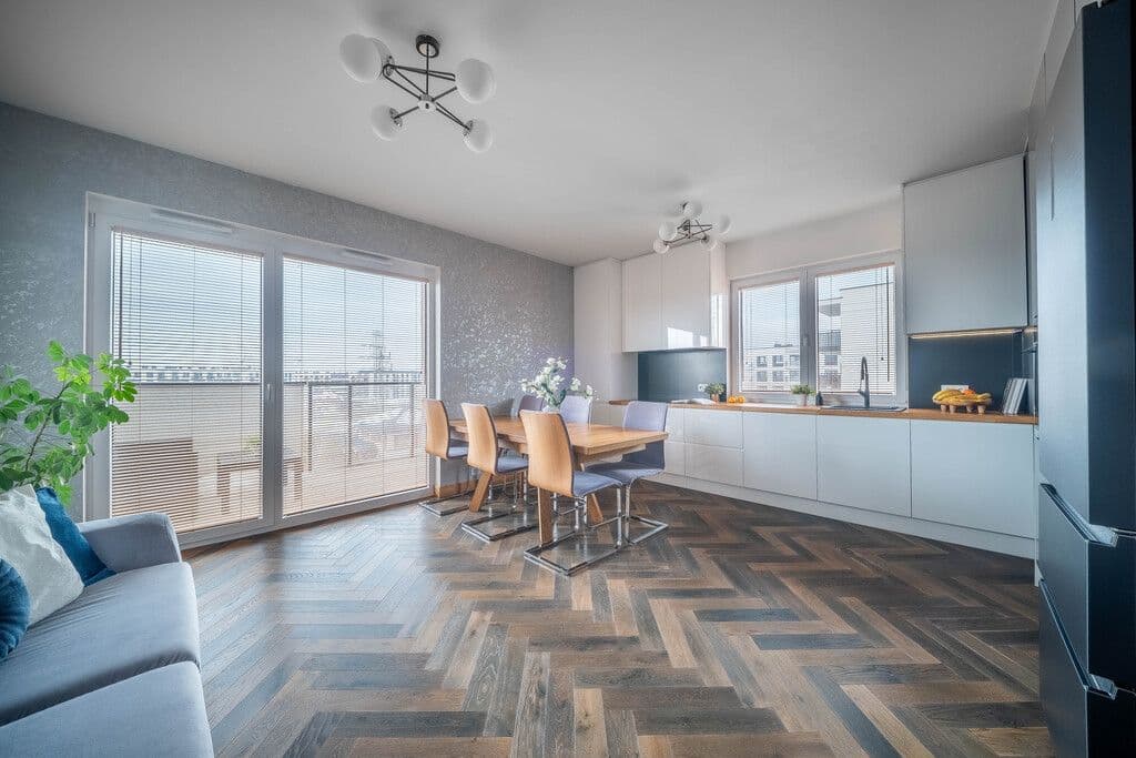 Просторная 5-комнатная квартира рядом со станцией метро Хжанув – 4