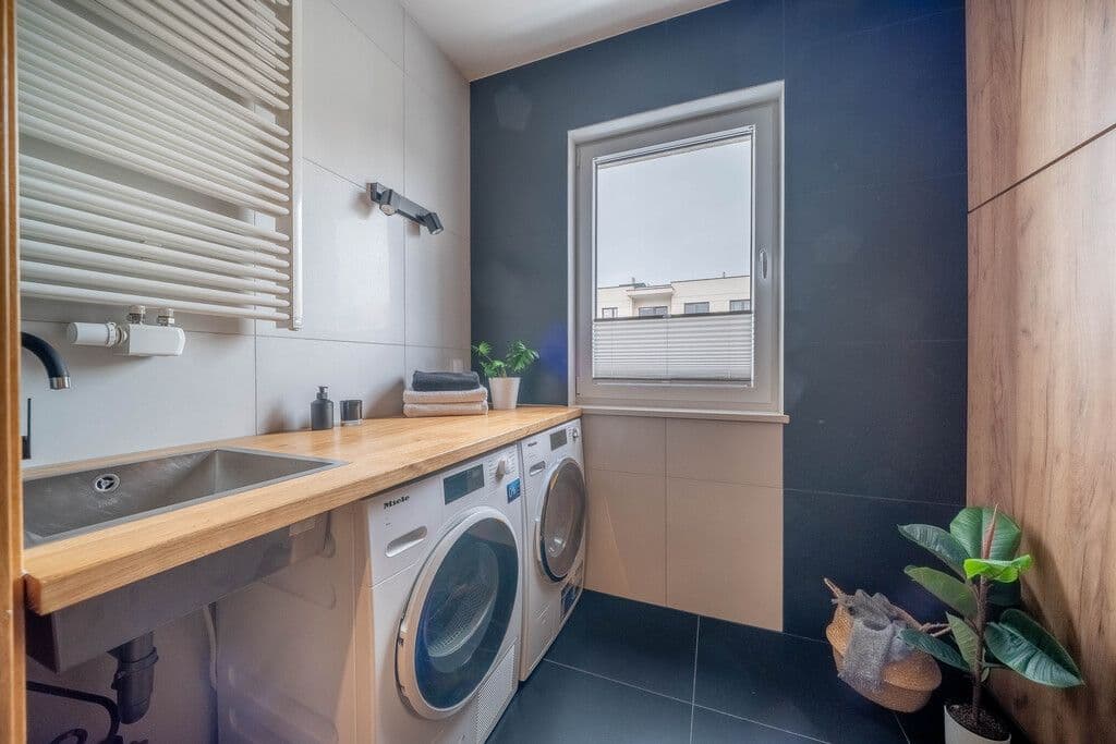 Просторная 5-комнатная квартира рядом со станцией метро Хжанув – 19