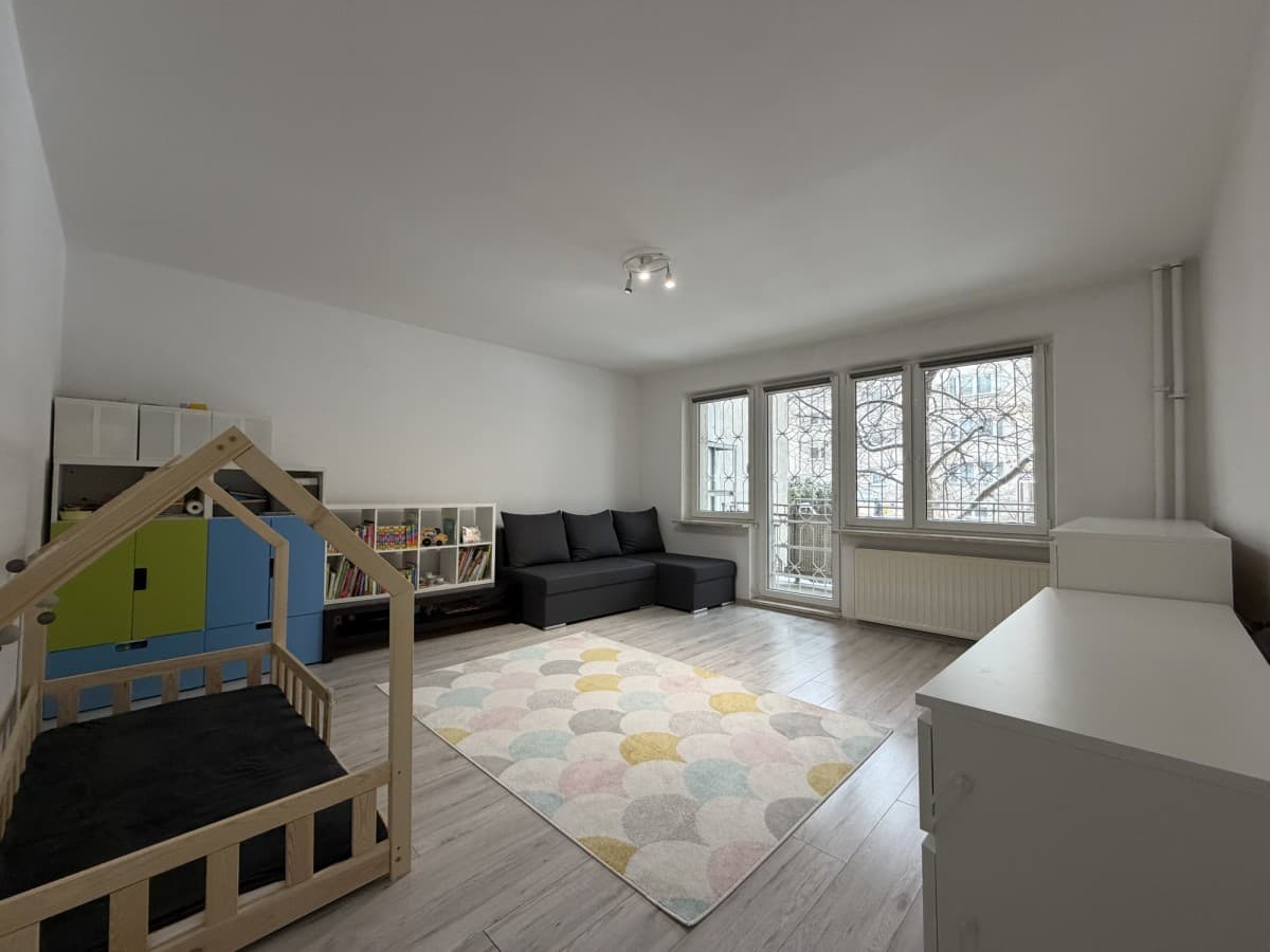 Светлая двухкомнатная квартира с собственным садом – 1