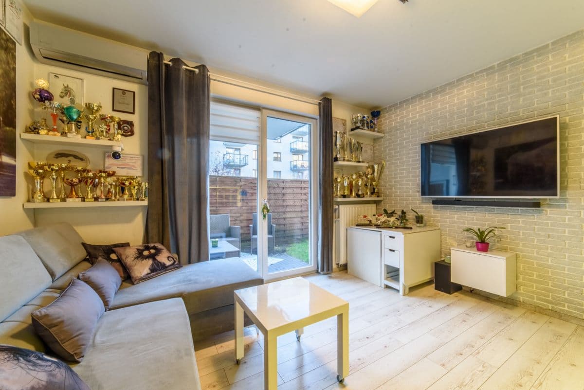 3-комнатная квартира с садом в Бемово, Варшава – 1