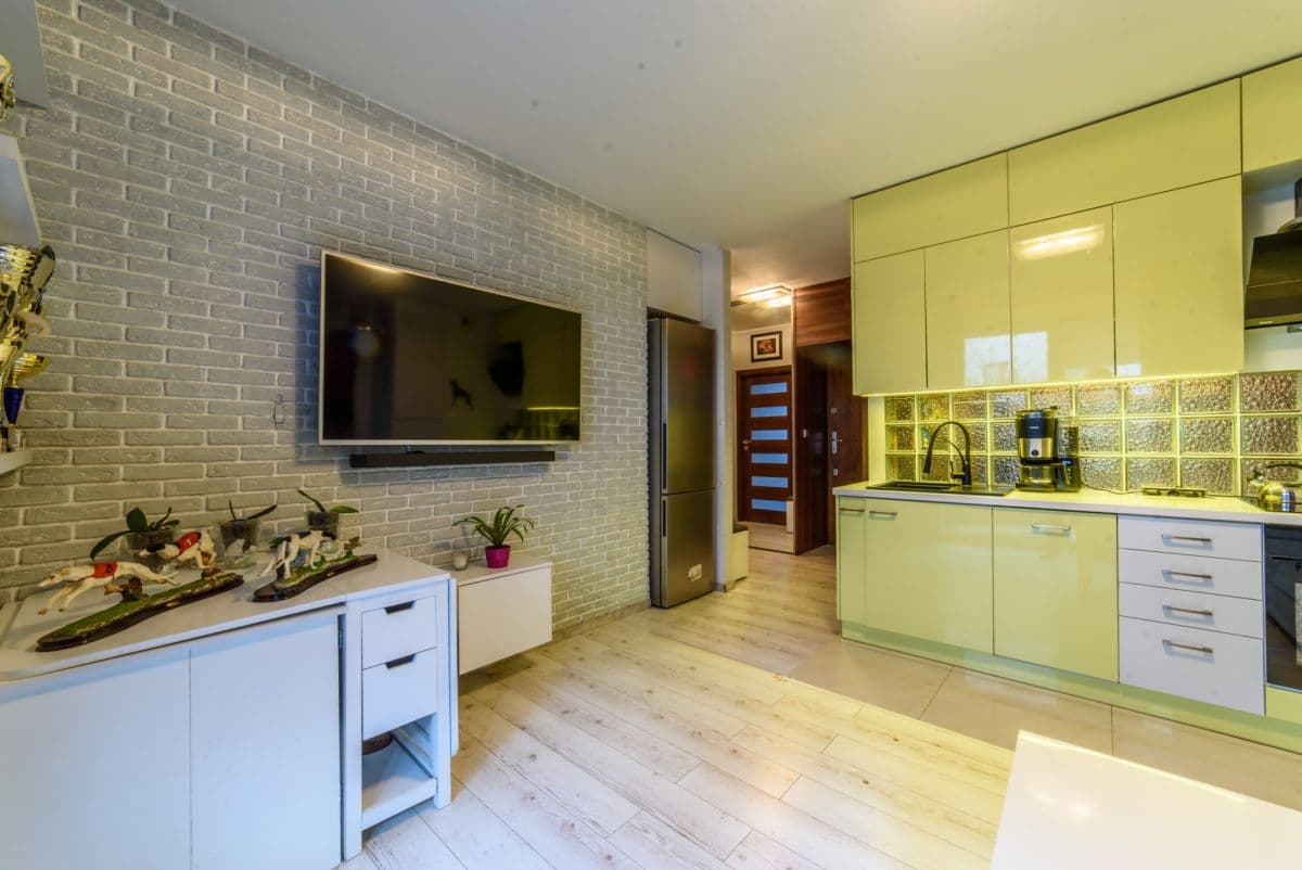 3-комнатная квартира с садом в Бемово, Варшава – 2