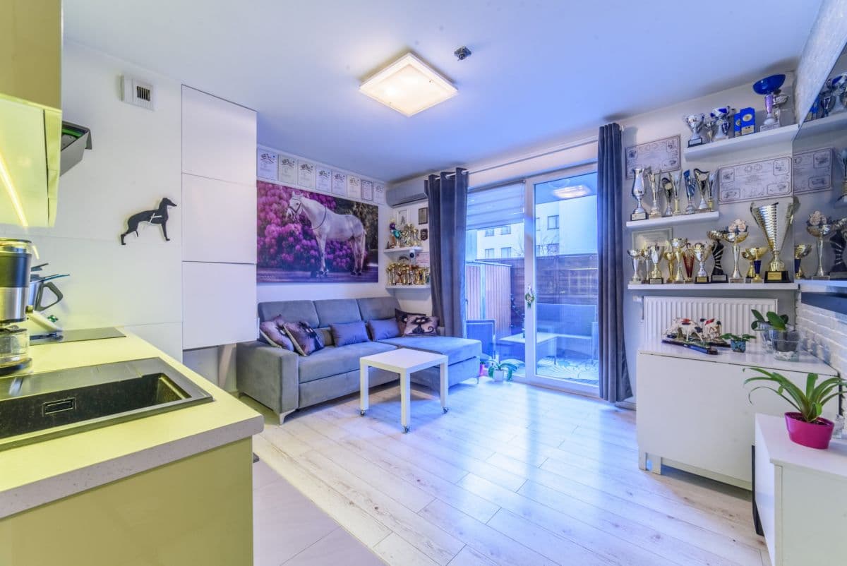 3-комнатная квартира с садом в Бемово, Варшава – 3