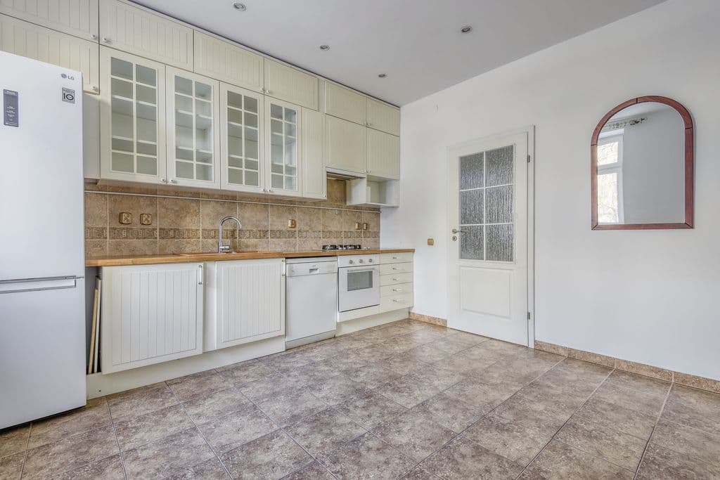 Просторная 2-комнатная квартира в Старом Żoliborzu – 5