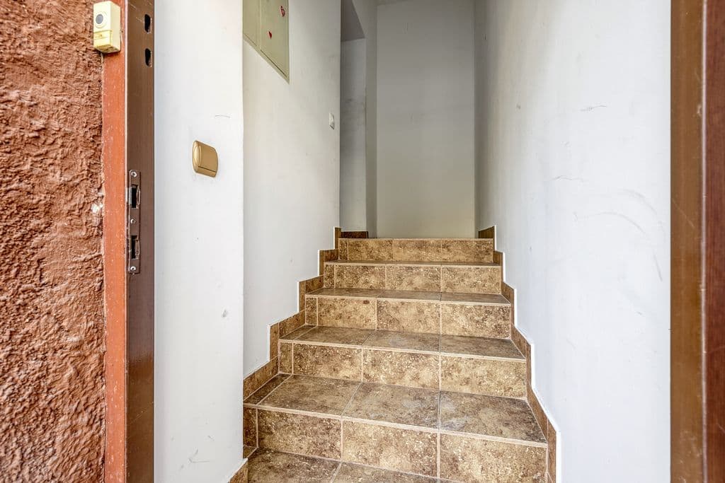 Просторная 2-комнатная квартира в Старом Żoliborzu – 16