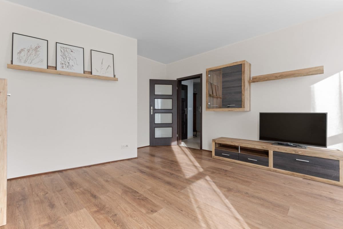 Просторная 2-комнатная квартира с большим балконом в Варшаве – 2