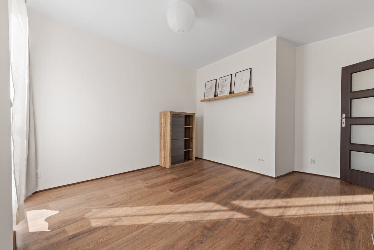 Просторная 2-комнатная квартира с большим балконом в Варшаве – 4