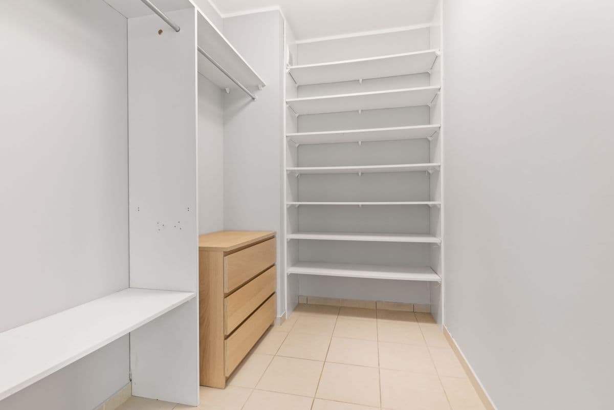 Просторная 2-комнатная квартира с большим балконом в Варшаве – 12