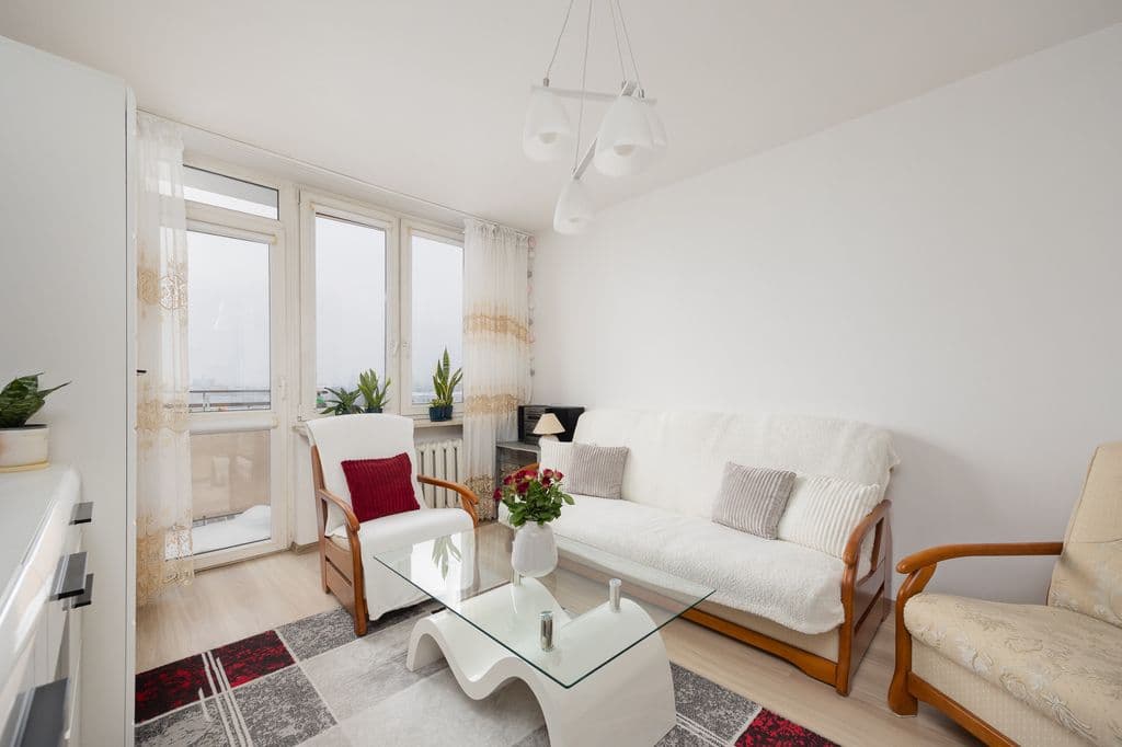 Отремонтированная квартира с юго-западным видом в Воле – 7