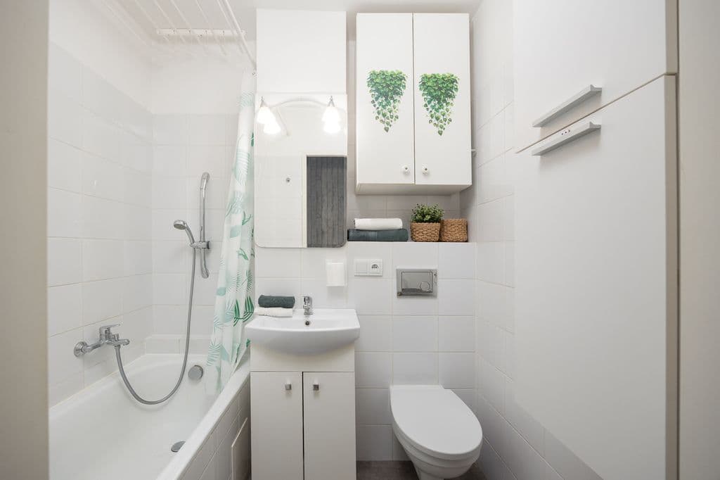 Отремонтированная квартира с юго-западным видом в Воле – 14