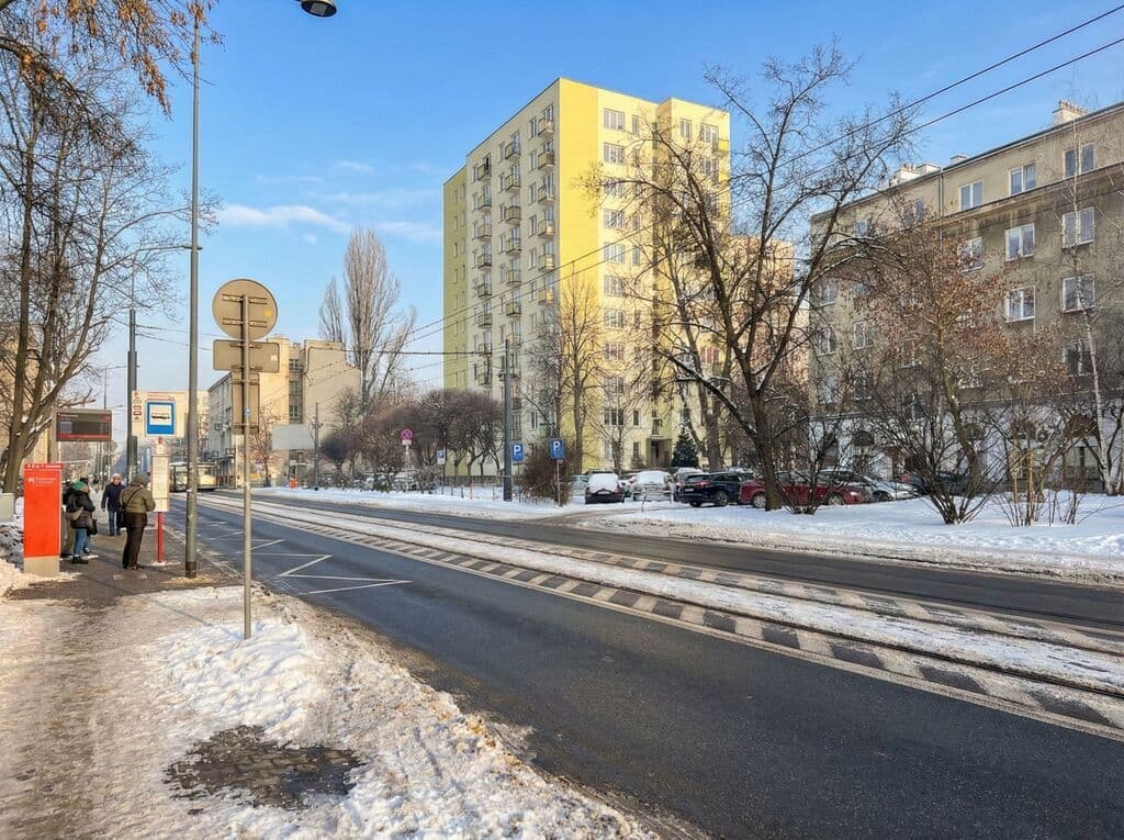 Отремонтированная квартира с юго-западным видом в Воле – 18