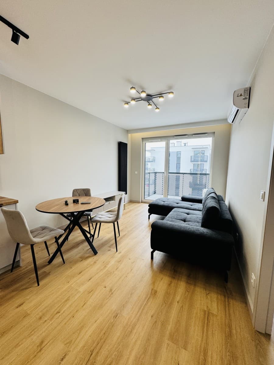 Современная 2-комнатная квартира с парковкой на Празе-Южной – 3