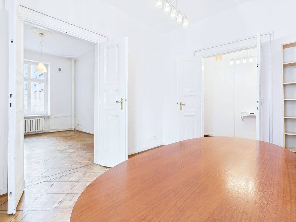 Престижное офисное помещение в Варшаве с лифтом – 4