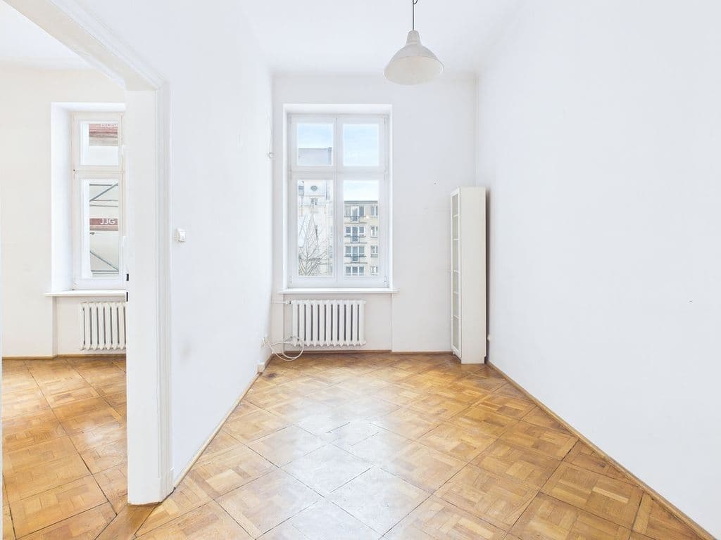 Престижное офисное помещение в Варшаве с лифтом – 7