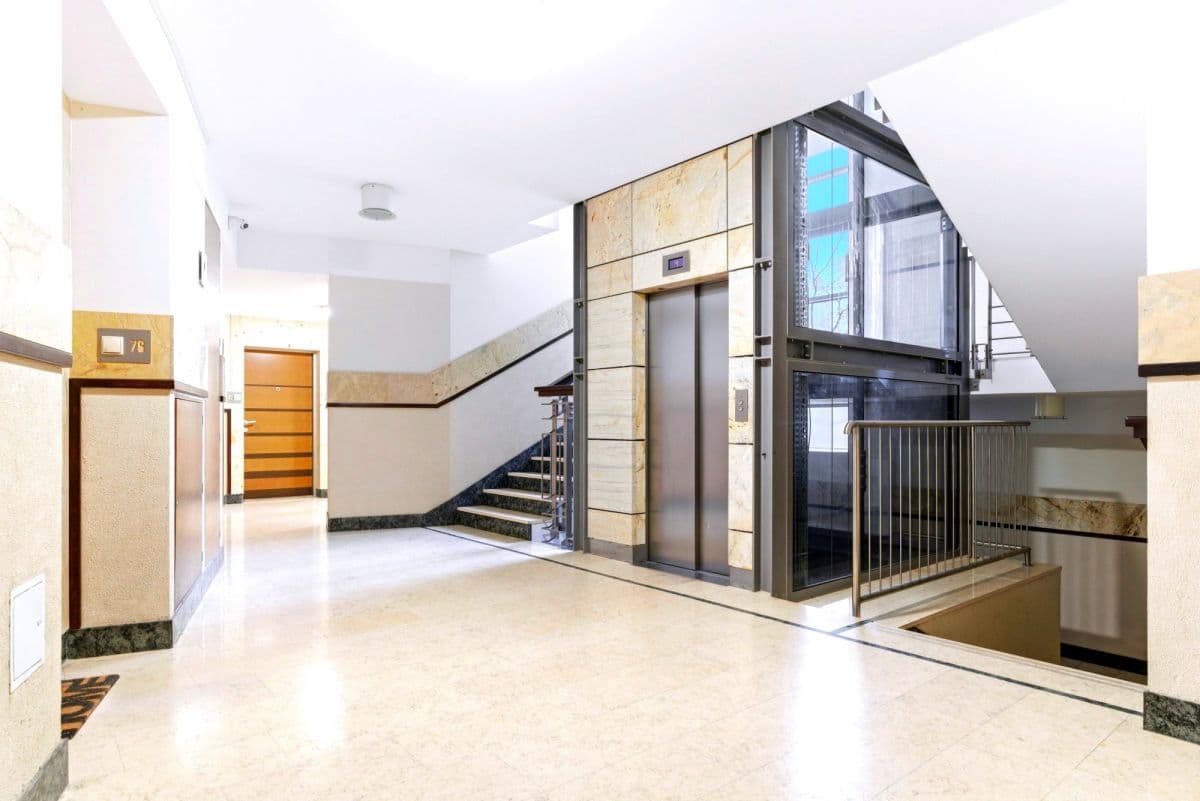 Элегантная квартира с балконом в Вilanowie – 10