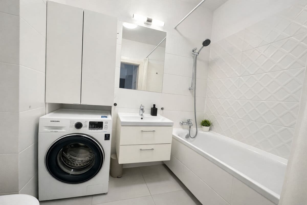 Современная 2-комнатная квартира с большим балконом в Варшаве – 6