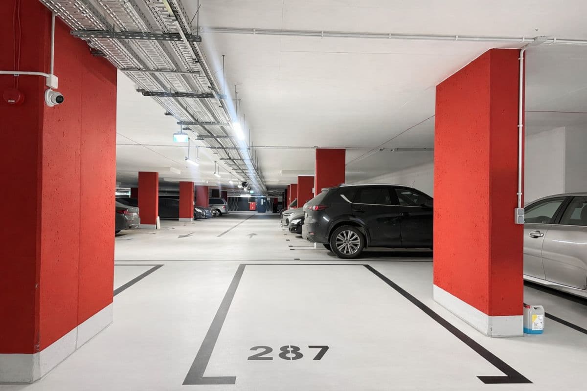 Современная 2-комнатная квартира с большим балконом в Варшаве – 14