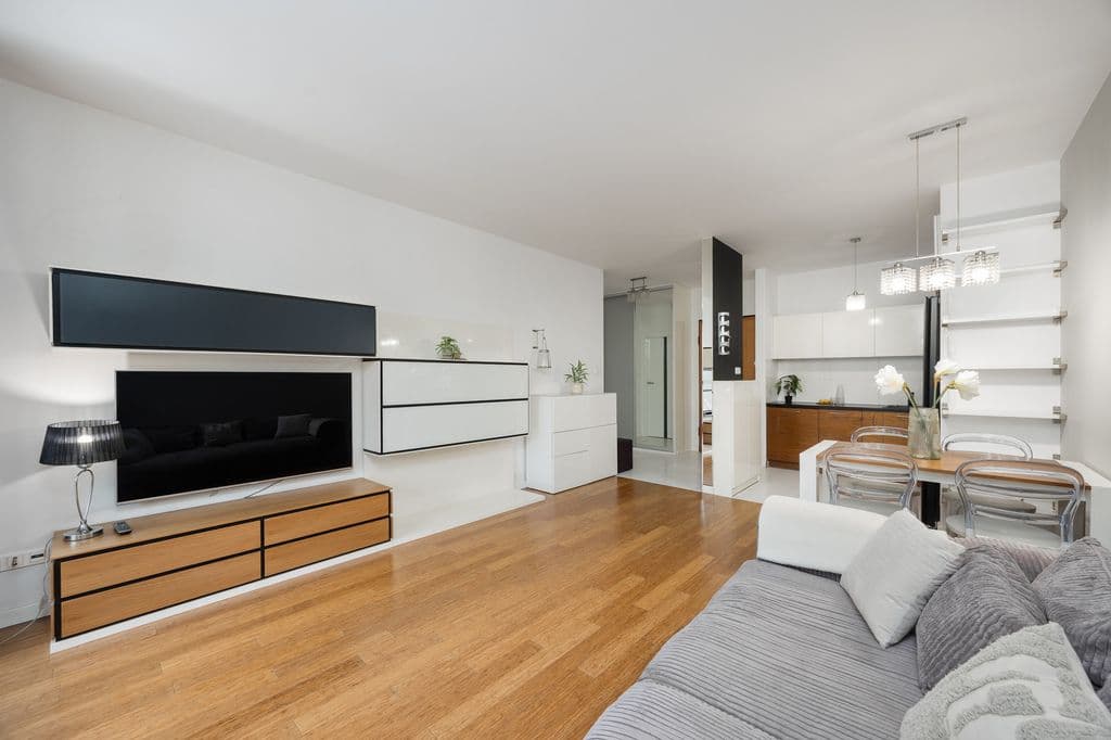 Уютная 2-комнатная квартира с большим балконом в Вилануве – 3