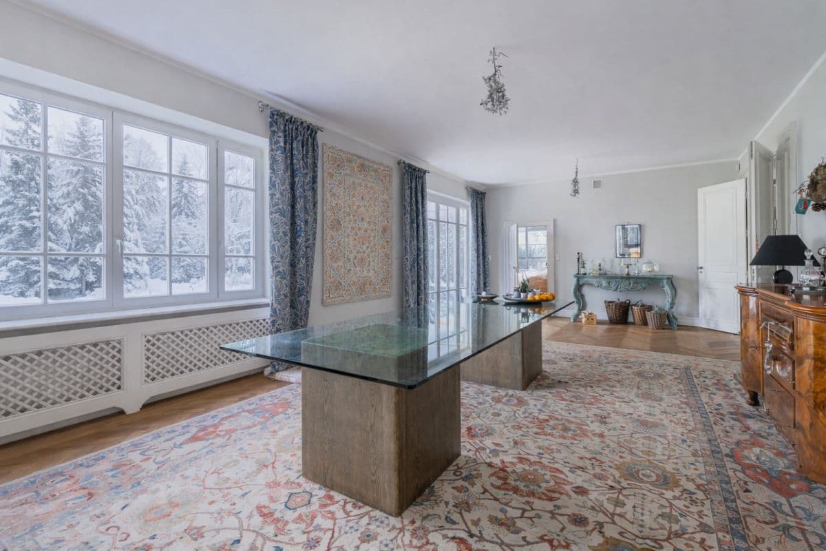 роскошная вилла с 5 спальнями в Констанцине – 12