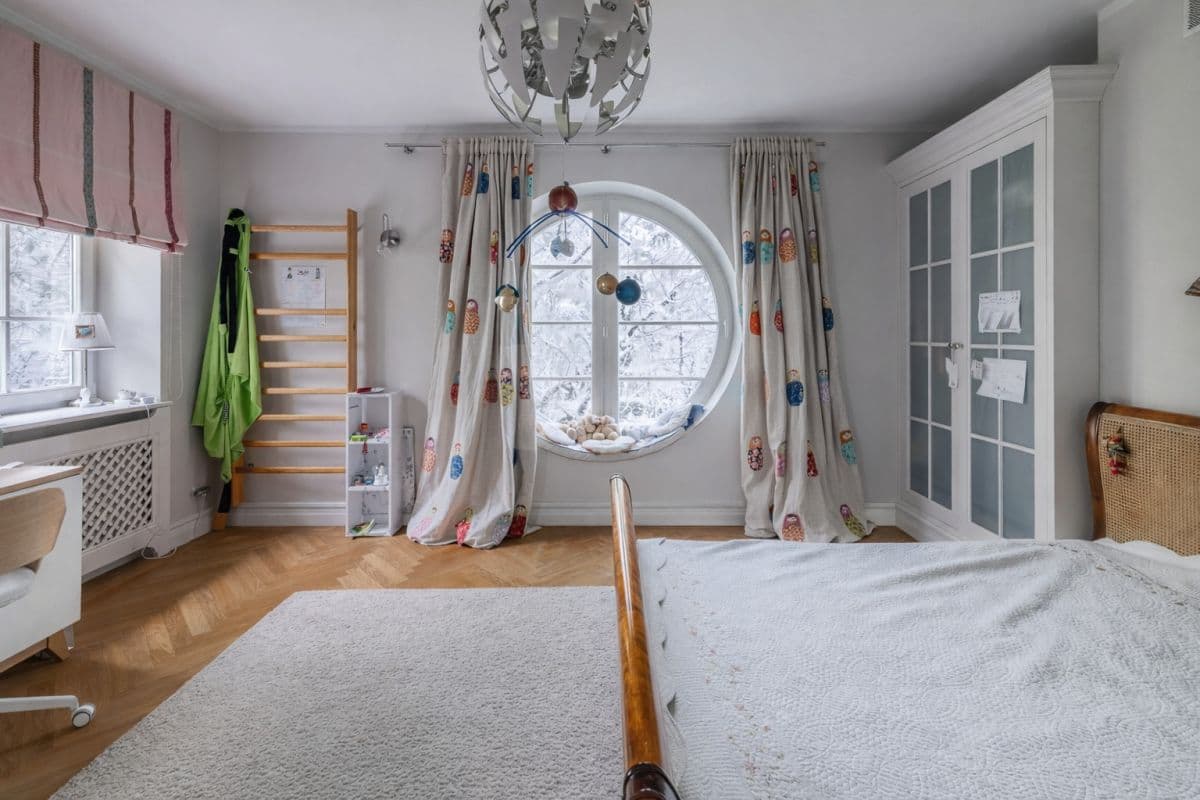 роскошная вилла с 5 спальнями в Констанцине – 19