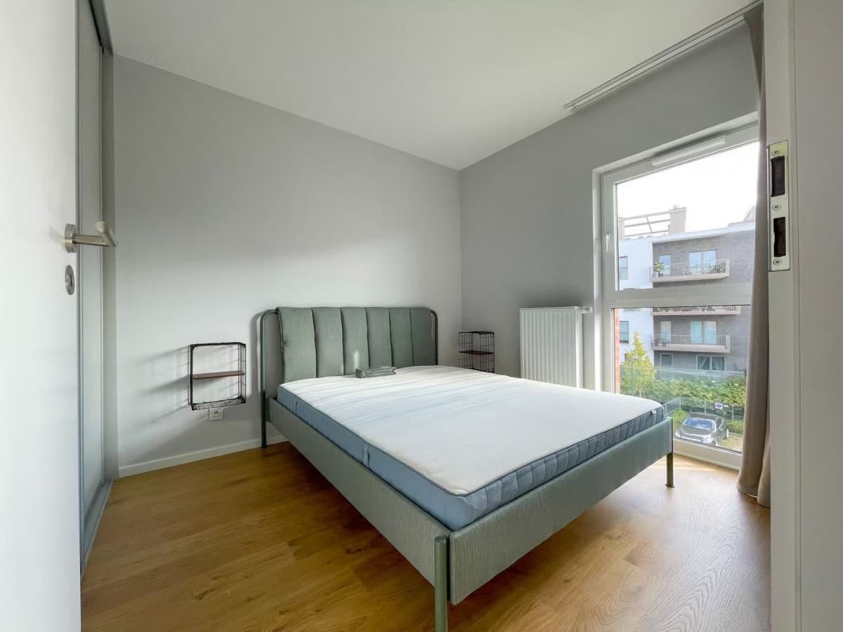 Современная 2-комнатная квартира с балконом в Бемово – 13